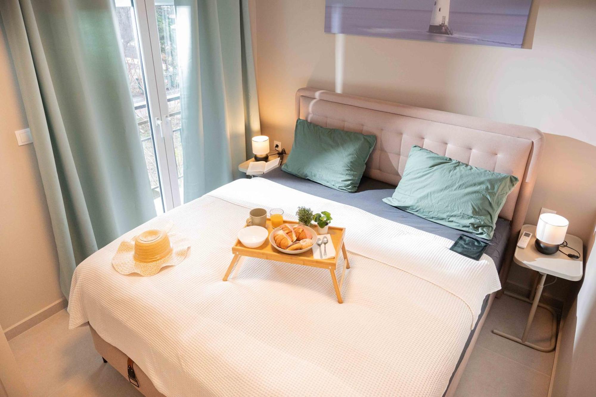 Noah Sea-View Apartments Néoi Epivátai Luaran gambar